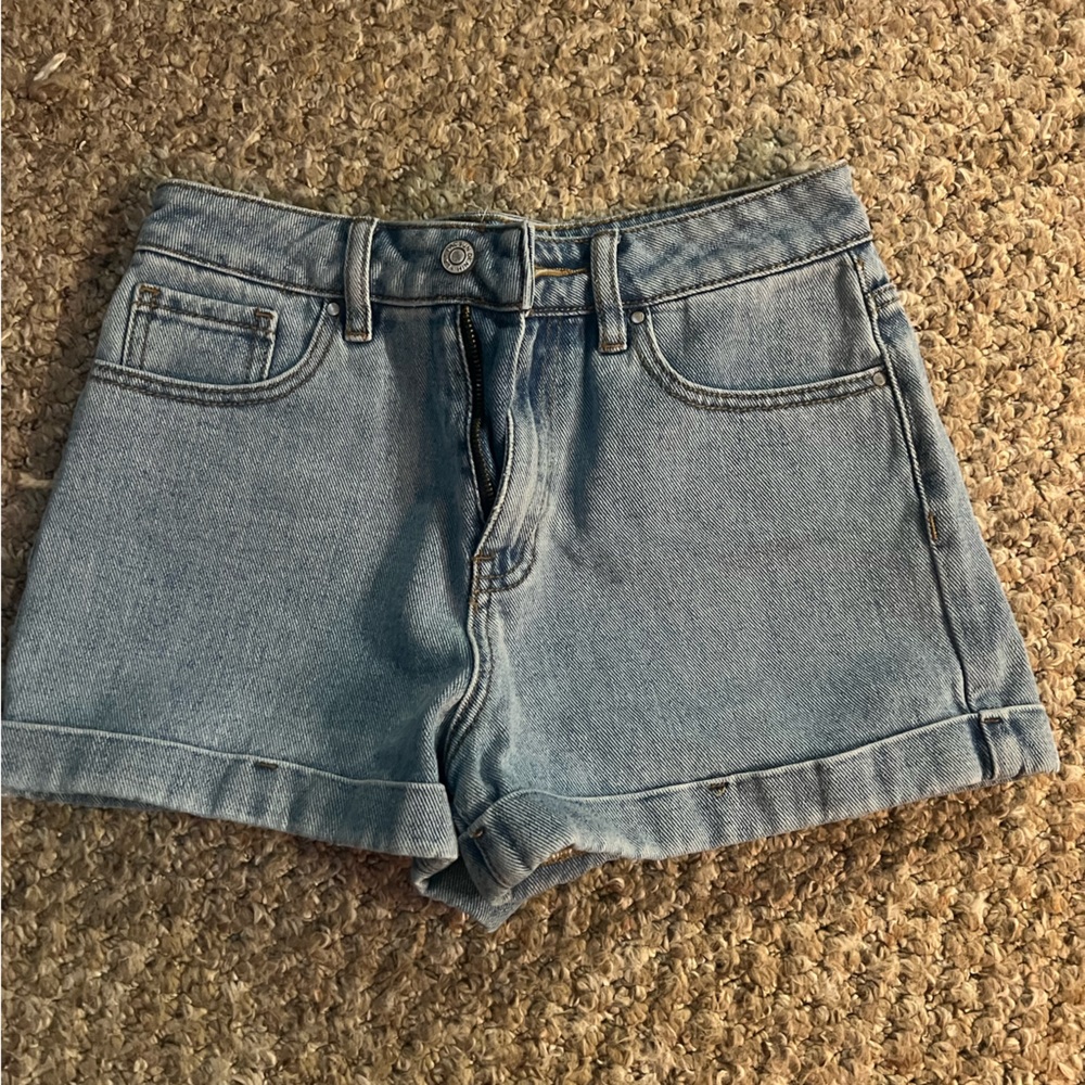 mom jean shorts
